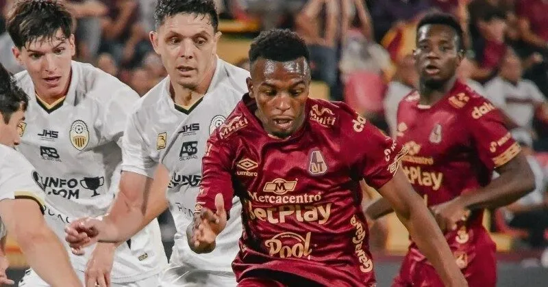 Tolima gặp khó trước Ind del Valle